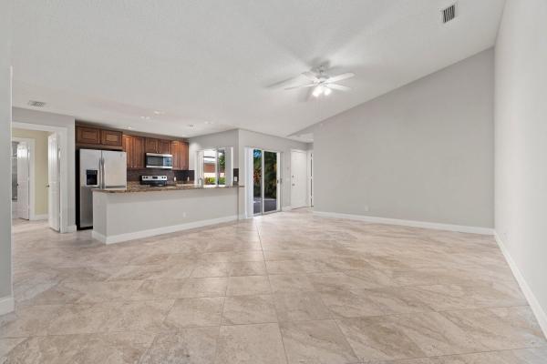 Sun Terrace At Lake Catherine, 802 Sun Terrace Ct, Palm Beach Gardens, Florida 33403, image 2
