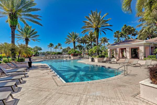 Sarento At San Matera, 2804 Sarento Pl #302, Palm Beach Gardens, Florida 33410, image 2