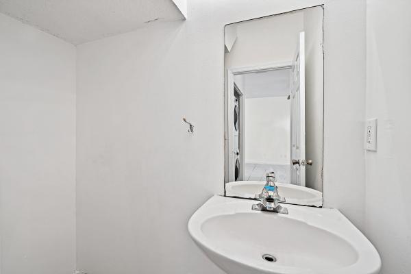 The Villas At Palm Springs, 148 S Palm Villas Way, Palm Springs, Florida 33461, image 3