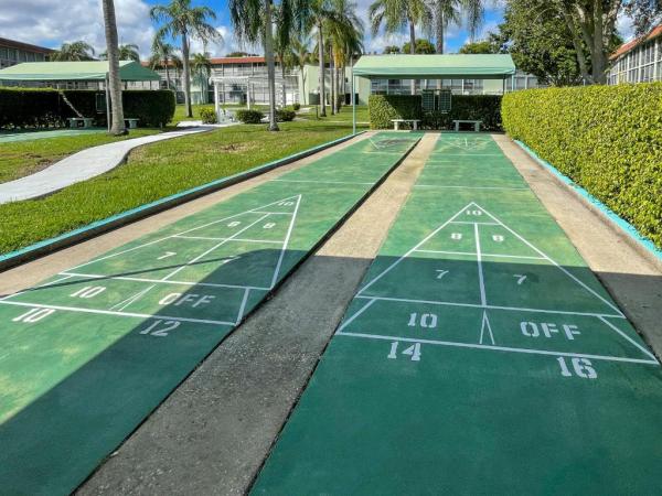 Regal Palms, 3200 Springdale Blvd #218, Palm Springs, Florida 33461, image 2