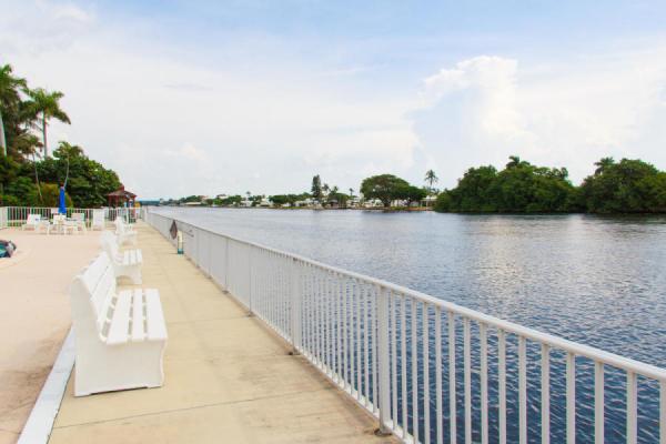 Hampshire Gardens, 2440 S Federal Hwy #10, Boynton Beach, Florida 33435, image 2