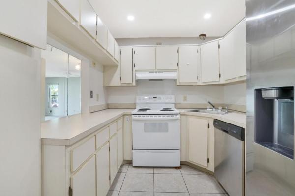 The Palm Club West Village, 3624 Alder Dr #B2, West Palm Beach, Florida 33417, image 1