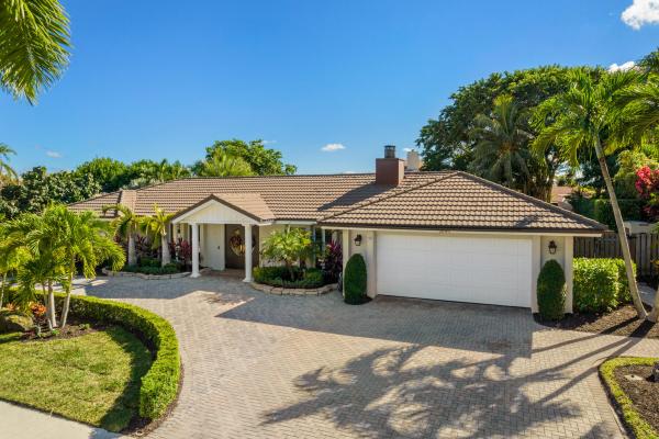 Wood Hill Estates, 2660 Hope Ln W, Palm Beach Gardens, Florida 33410, image 2