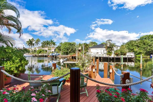 Frenchman's Creek Beach & Country Club, 2427 Marseille Dr, Palm Beach Gardens, Florida 33410, image 1