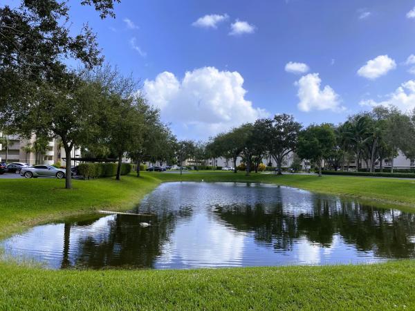 Camino Real Village, 5800 Camino Del Sol #306, Boca Raton, Florida 33433, image 1