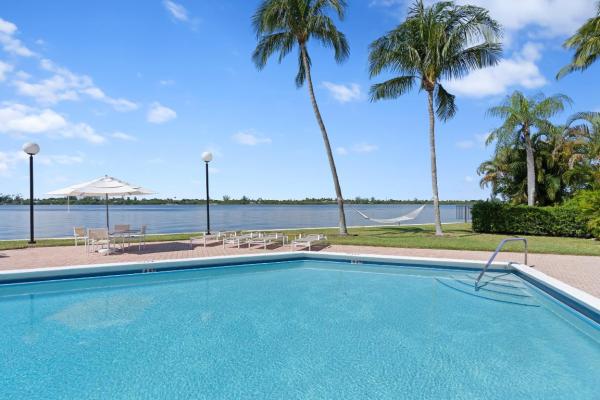 Sutton Place, 2778 S Ocean Blvd, Palm Beach, Florida 33480, image 2