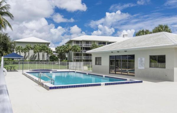 Whitehall, 3526 Whitehall Dr #206, West Palm Beach, Florida 33401, image 2