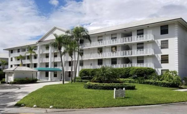 Whitehall, 3526 Whitehall Dr #206, West Palm Beach, Florida 33401, image 1