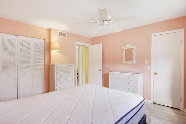 Snug Harbor Gardens, 640 Snug Harbor Dr #F6, Boynton Beach, Florida 33435, image 1