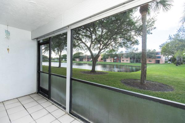 Watersedge At Lakes Of Delray, 5550 Witney Dr #114, Delray Beach, Florida 33484, image 2