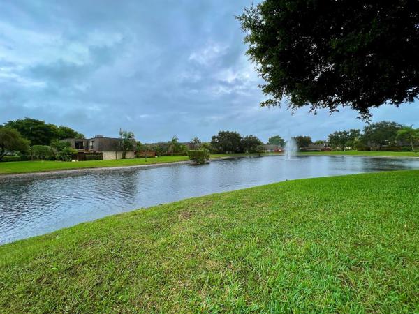 Delray Oaks West, 2905 SW 22nd Cir 40b, Delray Beach, Florida 33445, image 1