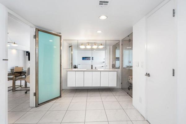 Jefferson Tower, 2425 Presidential Way #2003, West Palm Beach, Florida 33401, image 1