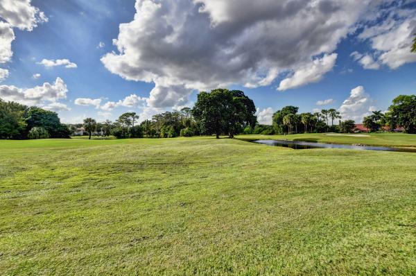 Fairways Of Boca Lago, 8555 Casa Del Lago, Boca Raton, Florida 33433, image 2