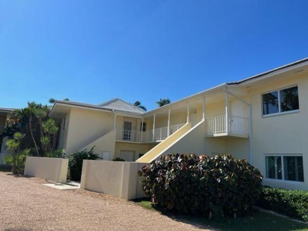 200 Little Club Rd #8, Gulf Stream, Florida 33483, image 2