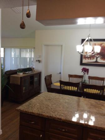 1627 Laurel Leaf Ln #B, Fort Pierce, Florida 34950, image 2