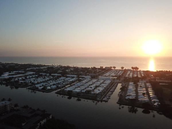Briny Breezes Mobile Home Park, 202 Palm Dr #I, Briny Breezes, Florida 33435, image 1