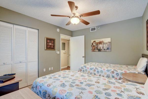 Huntington Pointe, 14096 Huntington Pointe Dr #202, Delray Beach, Florida 33484, image 3