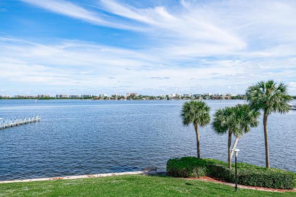 Hidden Harbour Of The Palm Beaches, 896 N Federal Hwy #327, Lantana, Florida 33462, image 1