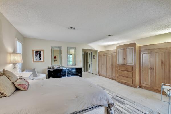 Eastpointe Country Club, 13347 Garth Ct, Palm Beach Gardens, Florida 33418, image 1