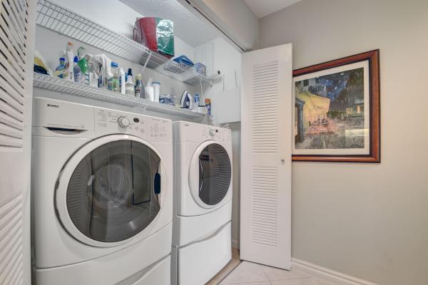 Palm Chase Lakes, 10215 N Circle Lake Dr #201, Boynton Beach, Florida 33437, image 3