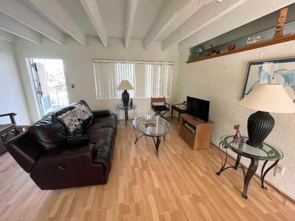 South Palm Residence, 3500 S Ocean Blvd #204, South Palm Beach, Florida 33480, image 1