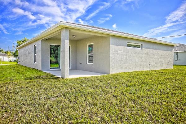Swan Park, 410 SW Friar St, Port St. Lucie, Florida 34983, image 2