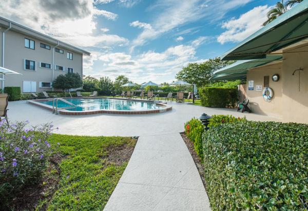 Southgate, 3605 S Ocean Blvd #325, South Palm Beach, Florida 33480, image 2
