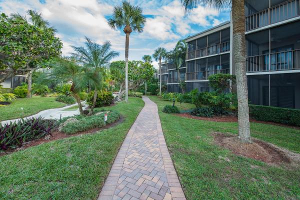 Southgate, 3605 S Ocean Blvd #325, South Palm Beach, Florida 33480, image 1