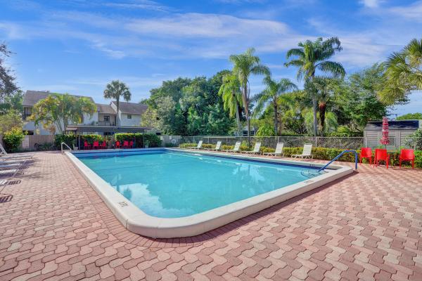 Karanda Village 6, 3519 NW 35th St #1601, Coconut Creek, Florida 33066, image 1