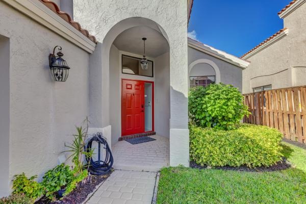 St Tropez At Crystal Pointe, 13285 St. Tropez Cir, Palm Beach Gardens, Florida 33410, image 2