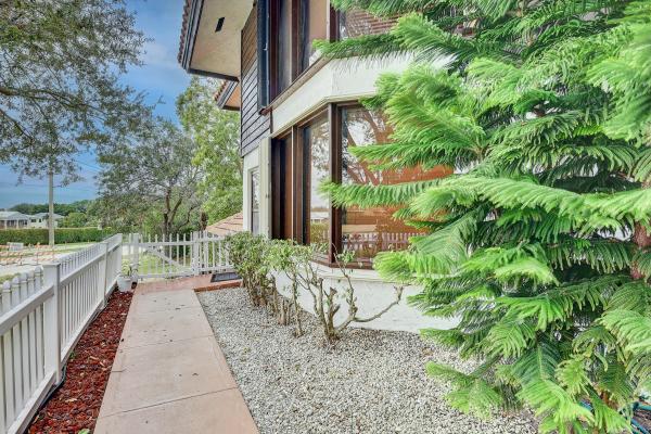 Palm Hill, 460 Pine Cir, Boca Raton, Florida 33432, image 1