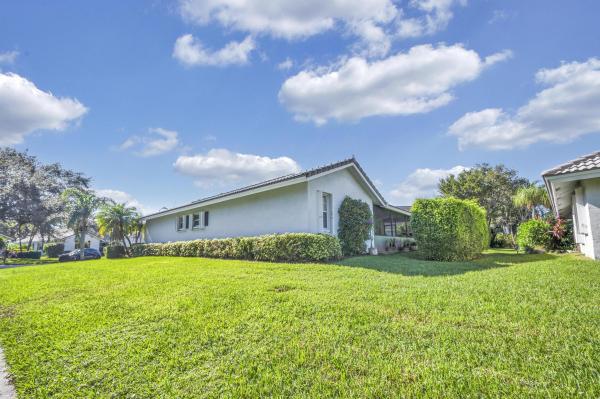 Pine Ridge Villas, 5490 Pine Ln, Coral Springs, Florida 33067, image 1