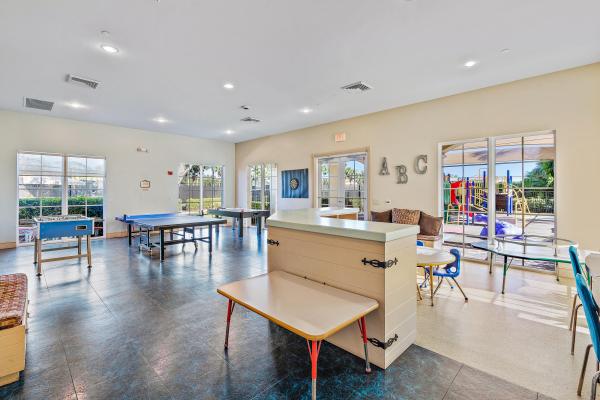 Isle Verde, 107 Isle Verde Way, Palm Beach Gardens, Florida 33418, image 3