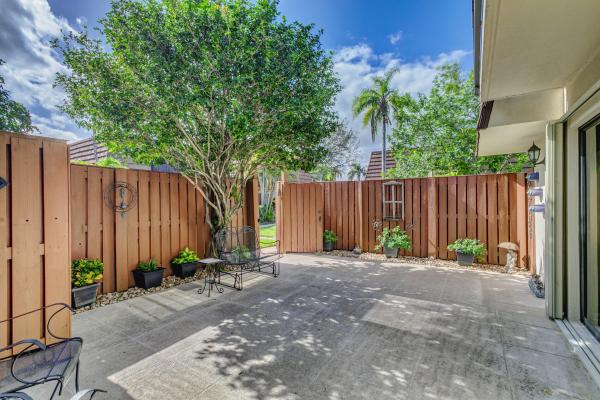 Lago Lucerne, 3897 Louis Dr, Lake Worth, Florida 33461, image 3