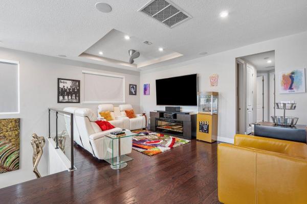Cypress Royale, 9215 Greenspire Ln, Lake Worth, Florida 33467, image 1