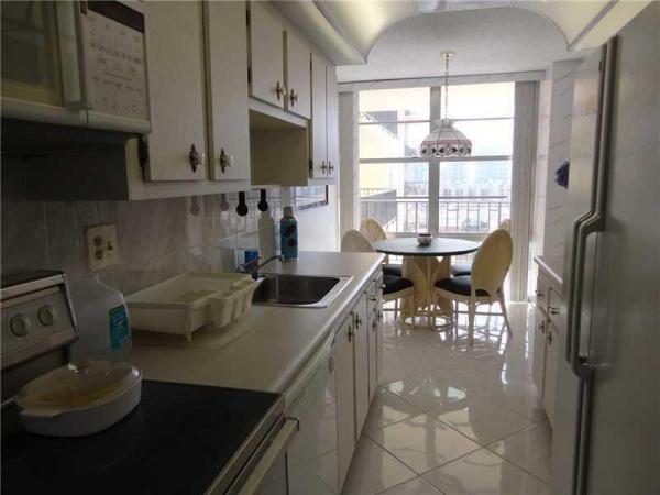 Winston Towers 300, 230 174th St #1616, Sunny Isles Beach, Florida 33160, image 1
