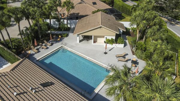 Crosswinds At Jonathan's Landing, 17040 Freshwind Cir, Jupiter, Florida 33477, image 1