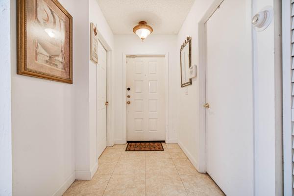 Pine Glen At Abbey Park, 5215 Glencove Ln, West Palm Beach, Florida 33415, image 1