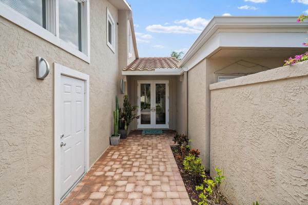 Ocean Walk Place, 127 Sandpiper Cir, Jupiter, Florida 33477, image 2
