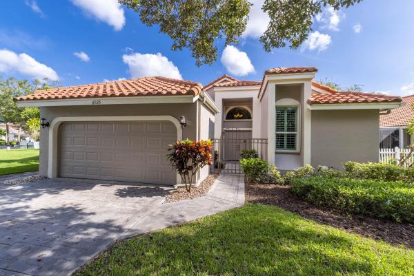 Eastpointe Country Club, 6926 Briarlake Cir, Palm Beach Gardens, Florida 33418, image 2