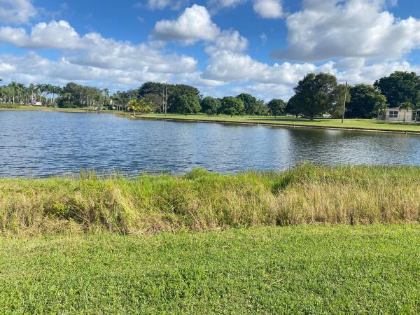 Melrose Verona Lakes, 9248 Cove Point Cir, Boynton Beach, Florida 33472, image 1
