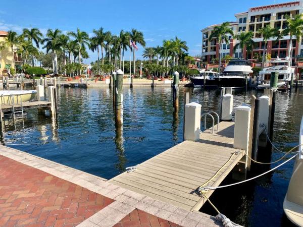 The Marina At Jupiter Yacht Club, 348 S Us Highway 1, Jupiter, Florida 33477, image 2