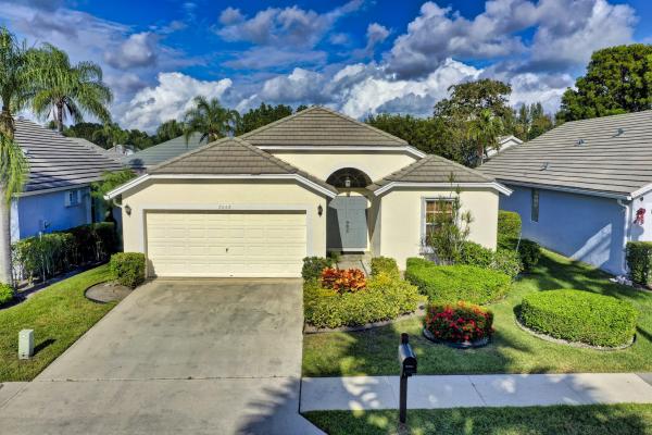 Normandy Village, 2048 Normandy Cir, West Palm Beach, Florida 33409, image 2