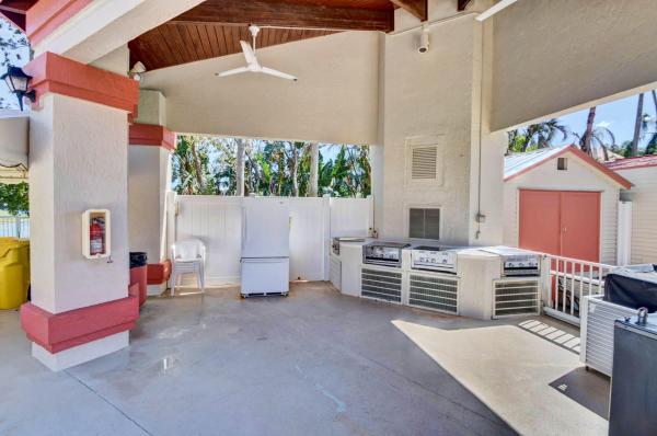 The Lexington Club Villas, 7673 Lexington Club Blvd #A, Delray Beach, Florida 33446, image 1