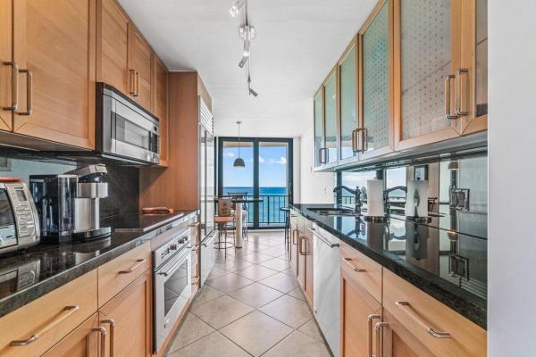 Cote D'Azur, 4200 N Ocean Dr #1-1501, Riviera Beach, Florida 33404, image 2