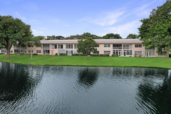 Bahama Village, 1202 Bahama Bnd #F2, Coconut Creek, Florida 33066, image 1