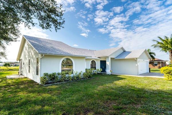 Bayshore Heights, 398 SW Carter Ave, Port St. Lucie, Florida 34983, image 2