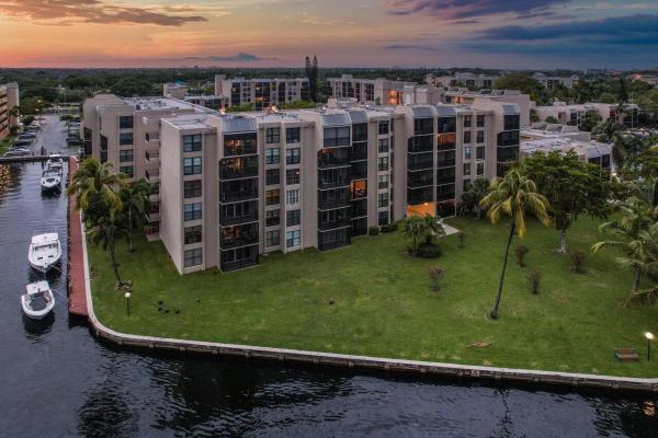 Boca Bayou, 7 Royal Palm Way #4080, Boca Raton, Florida 33432, image 2