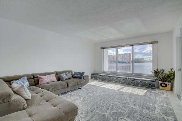 Riviera, 1160 NE 191st St #33, Ojus, Florida 33179, image 1