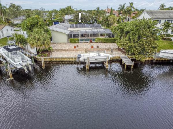 Maheu Estates, 2442 Bay Cir, Palm Beach Gardens, Florida 33410, image 2
